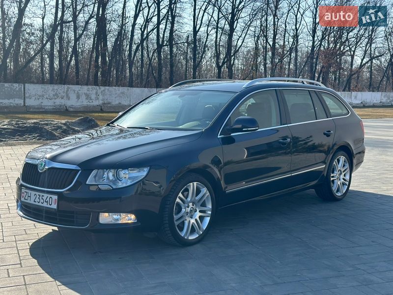 Универсал Skoda Superb 2010 в Луцке