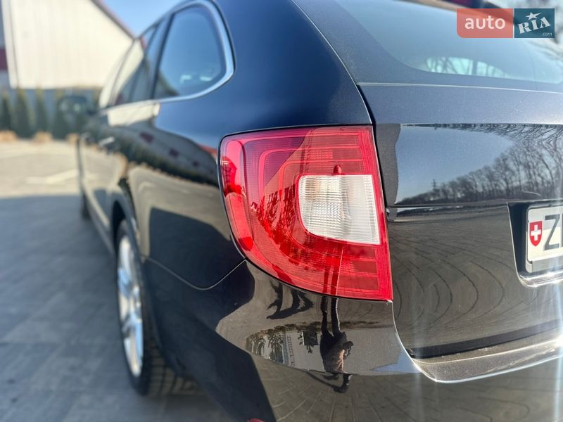 Универсал Skoda Superb 2010 в Луцке