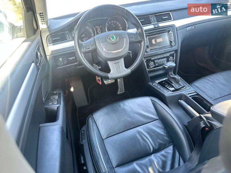 Универсал Skoda Superb 2010 в Луцке