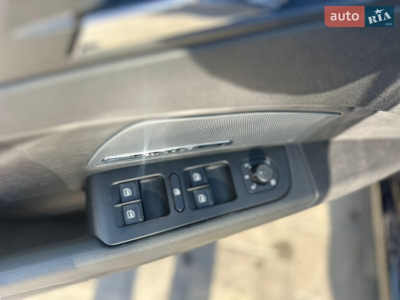 Универсал Skoda Superb 2010 в Луцке