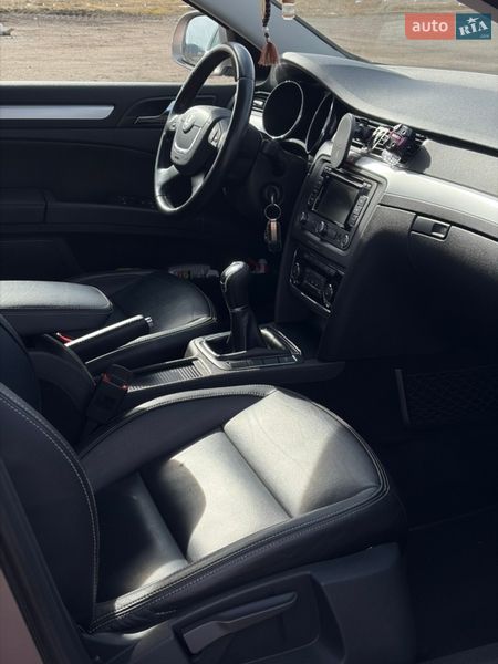 Універсал Skoda Superb 2012 в Львові