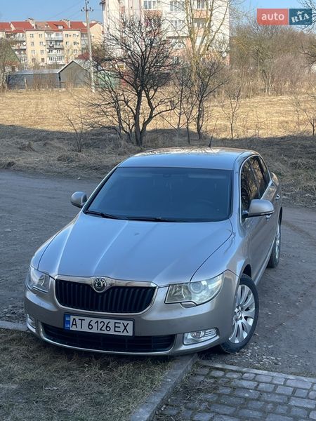 Лифтбек Skoda Superb 2008 в Рогатине