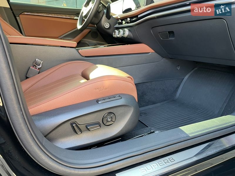 Лифтбек Skoda Superb 2024 в Одессе