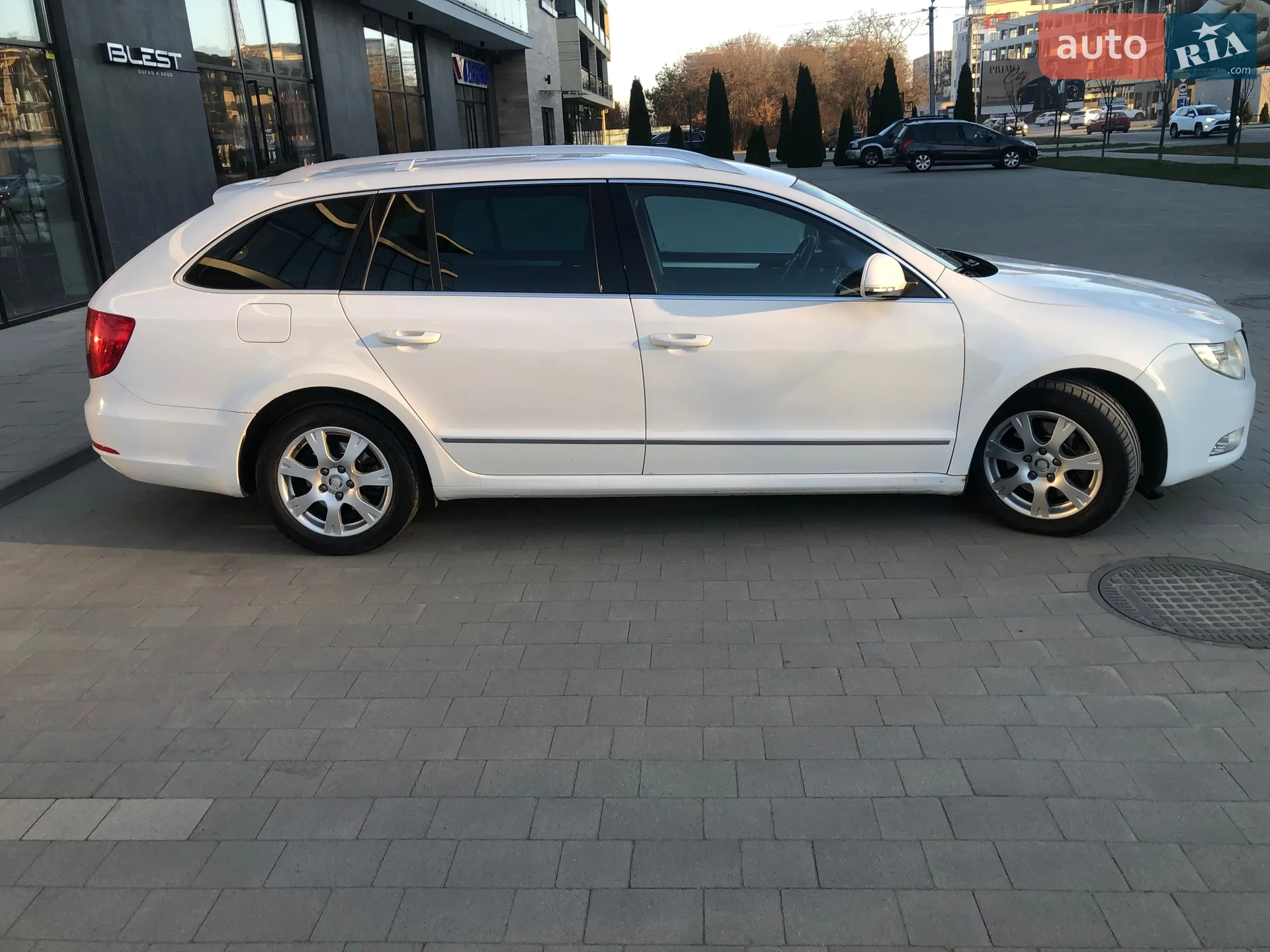 2011 Skoda Superb - мініатюра 25