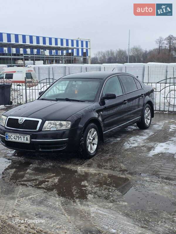 Лифтбек Skoda Superb 2006 в Львове