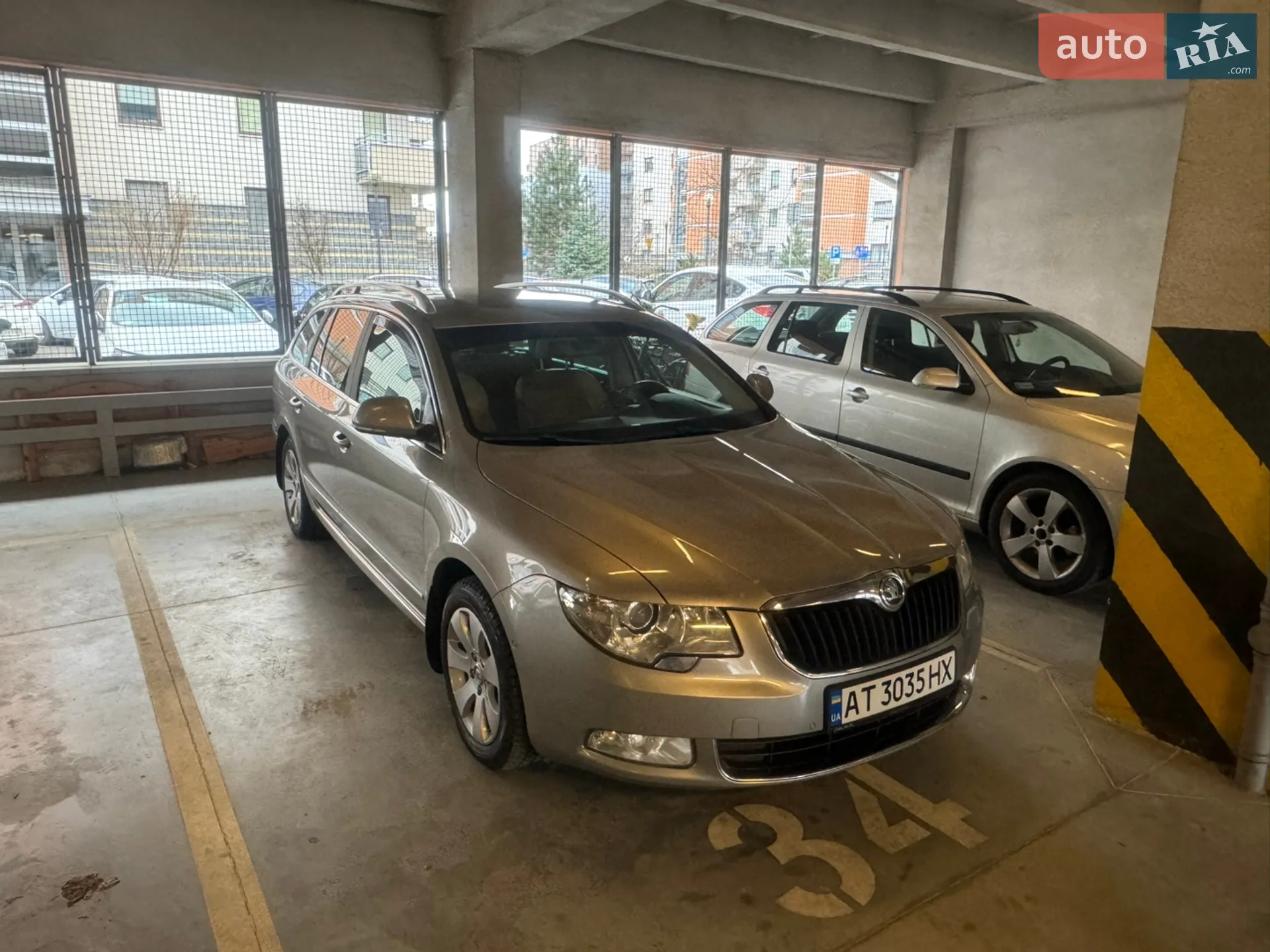 2011 Skoda Superb - мініатюра 9