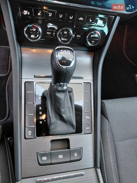 Універсал Skoda Superb 2020 в Трускавці