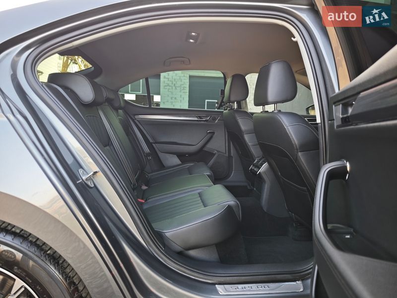 Лифтбек Skoda Superb 2022 в Луцке