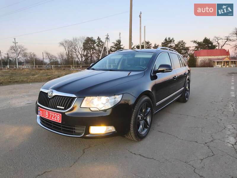 Универсал Skoda Superb 2012 в Барышевке