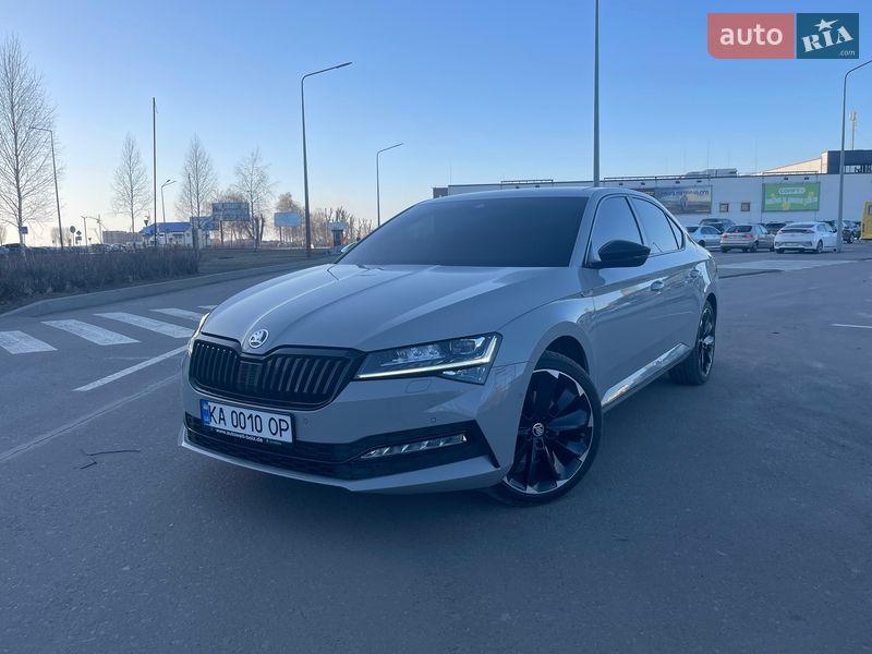 Ліфтбек Skoda Superb 2023 в Києві