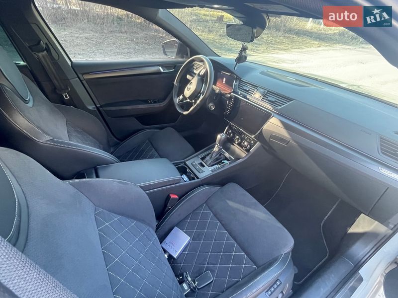 Ліфтбек Skoda Superb 2023 в Києві