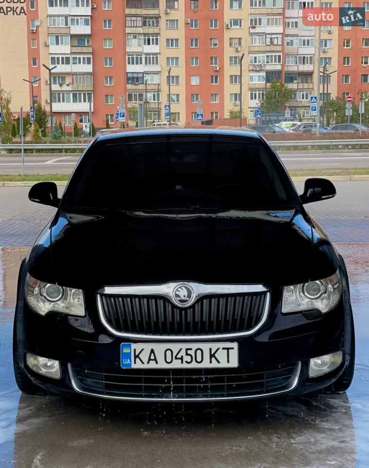 2010 Skoda Superb - мініатюра 17