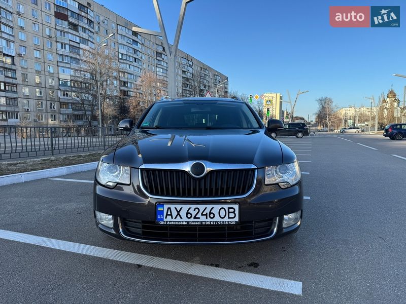 Універсал Skoda Superb 2011 в Харкові