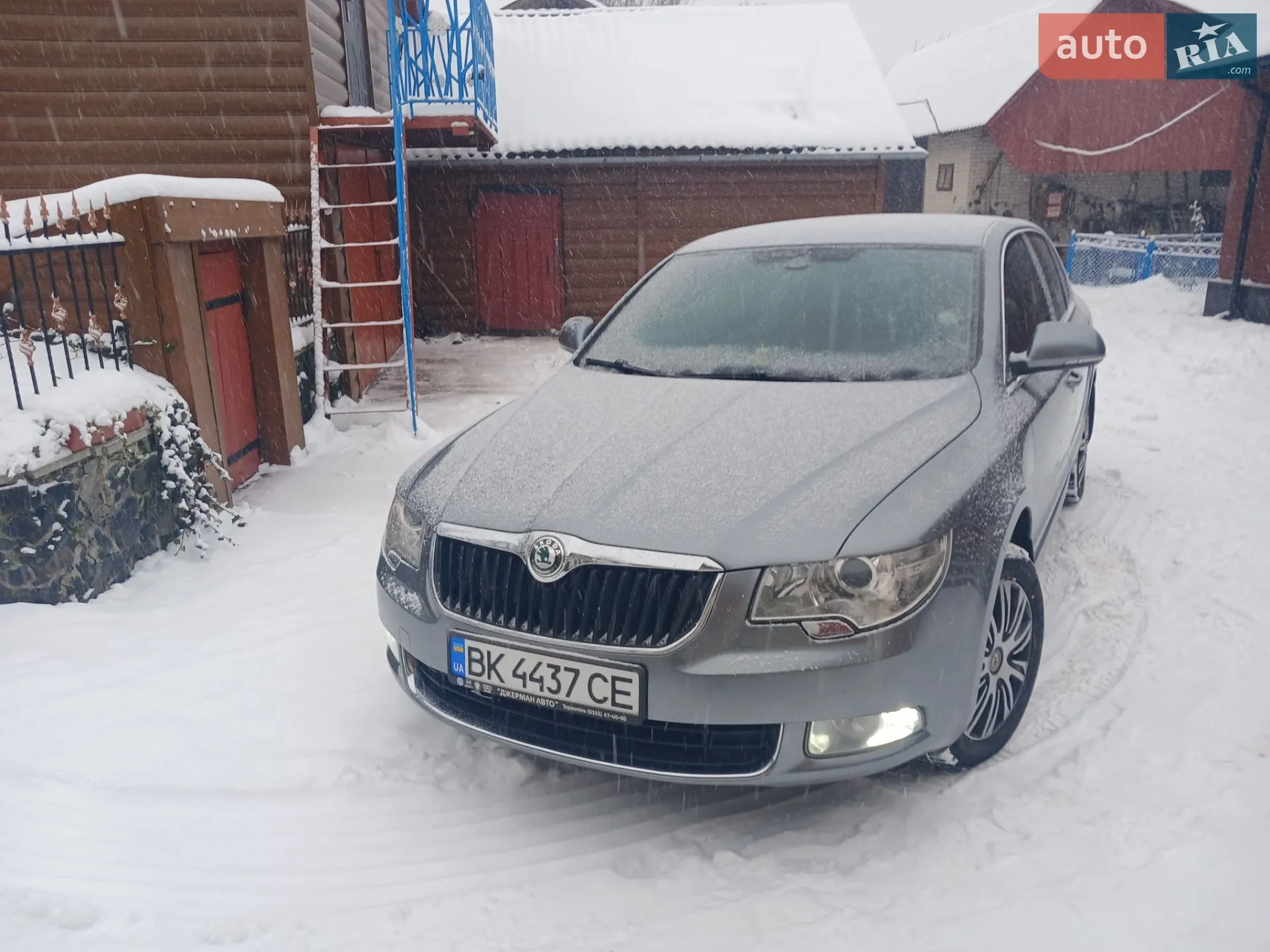 2010 Skoda Superb - мініатюра 4