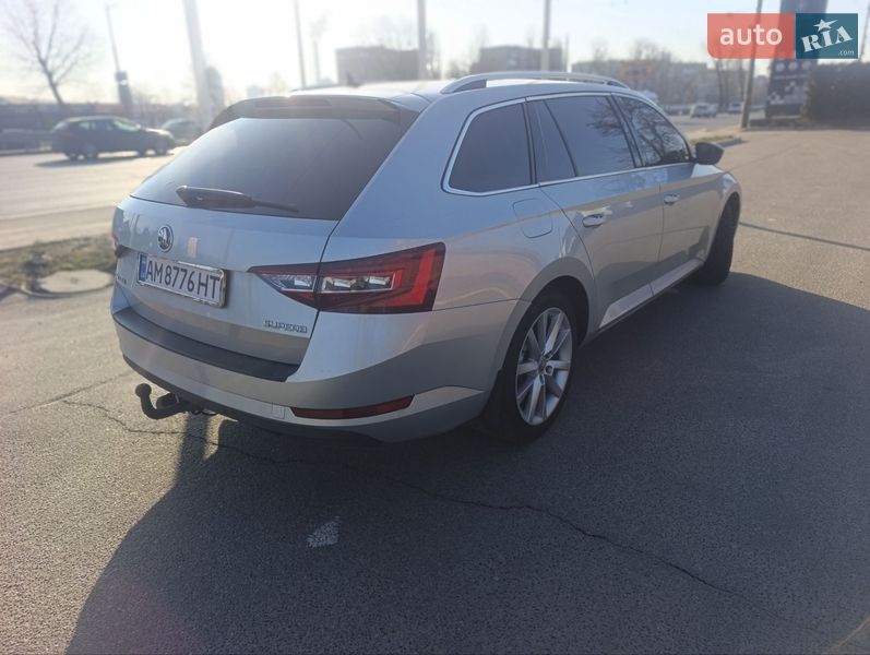 Универсал Skoda Superb 2018 в Киеве