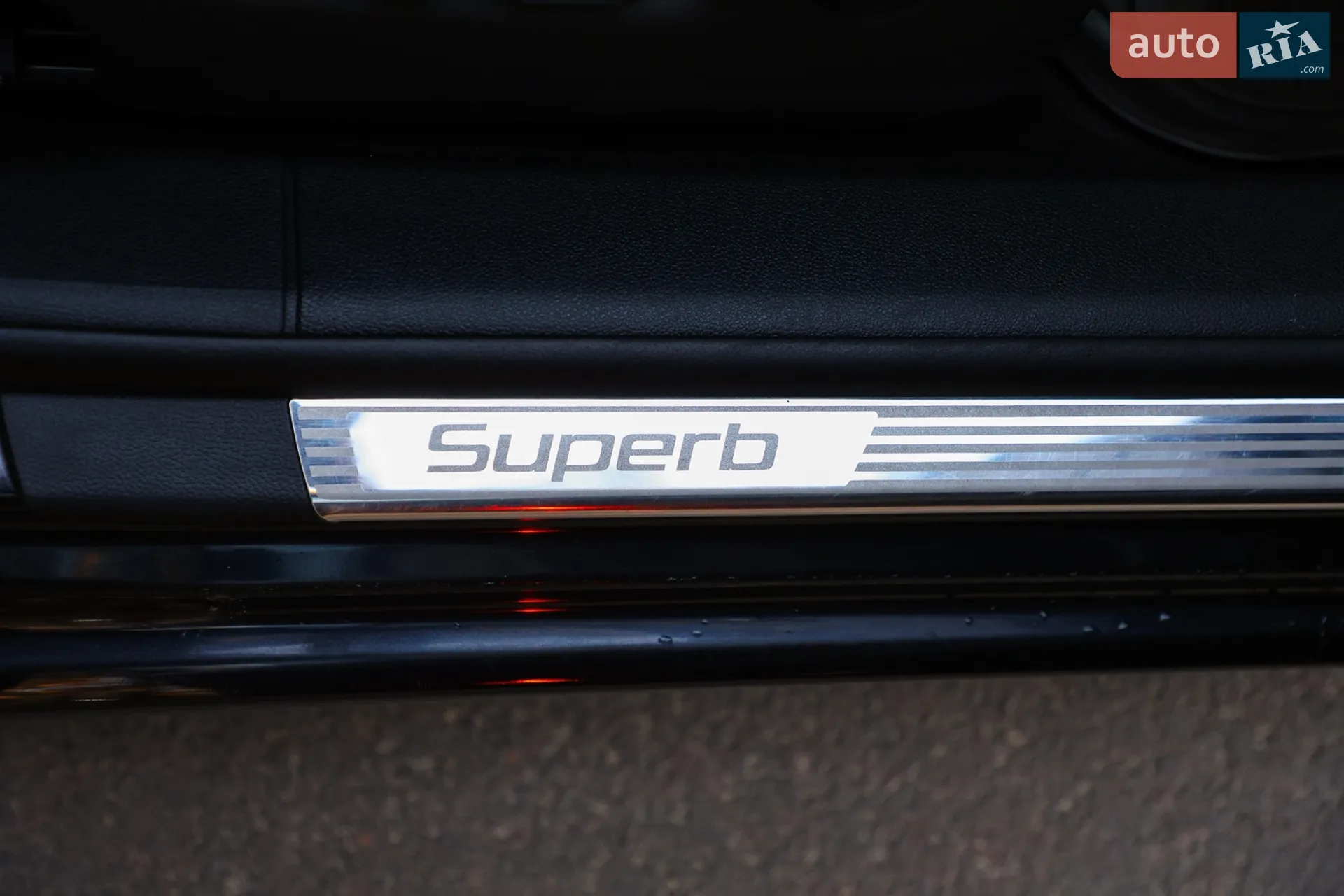 2010 Skoda Superb - мініатюра 13