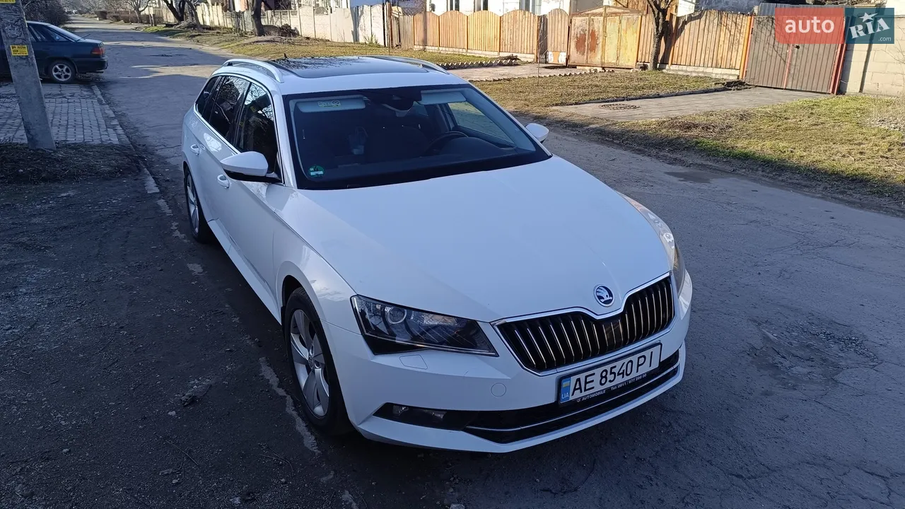 2015 Skoda Superb - мініатюра 15