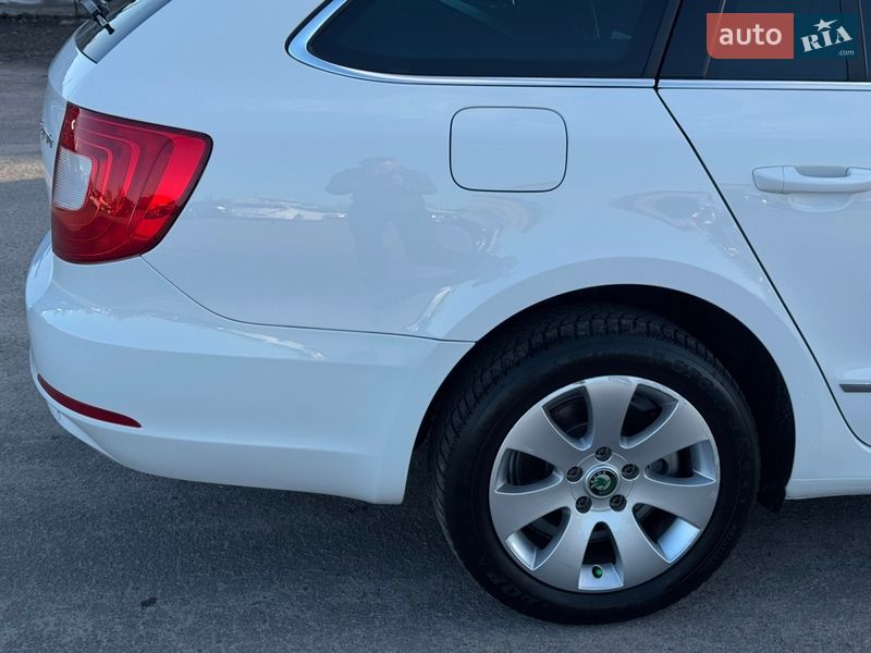 Универсал Skoda Superb 2011 в Белой Церкви