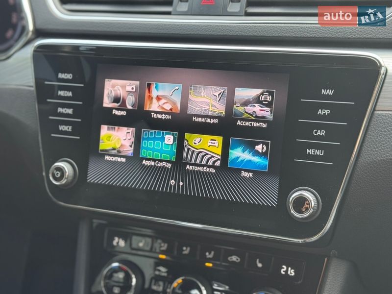 Лифтбек Skoda Superb 2023 в Мукачево