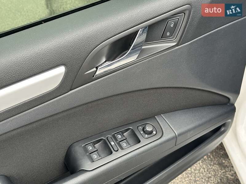 Ліфтбек Skoda Superb 2012 в Києві фото 16 Ліфтбек Skoda Superb 2012 в Києві