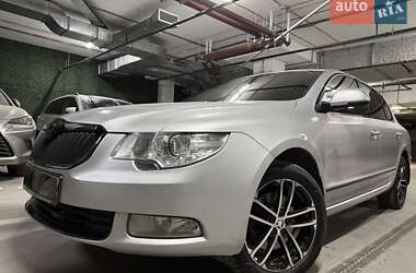 Ліфтбек Skoda Superb 2013 в Києві