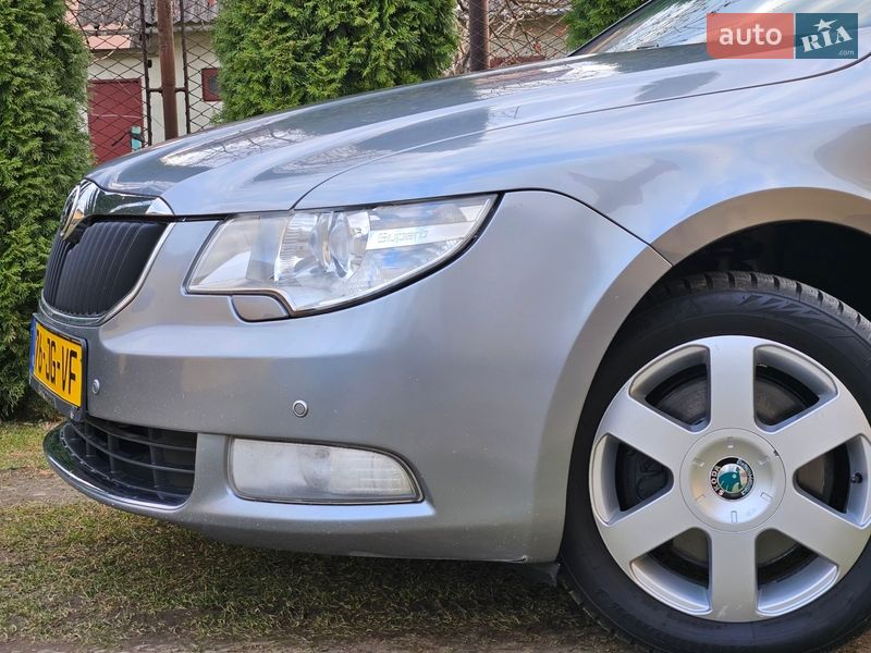 Ліфтбек Skoda Superb 2008 в Бориславі