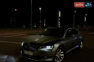 Ліфтбек Skoda Superb 2015 в Дрогобичі