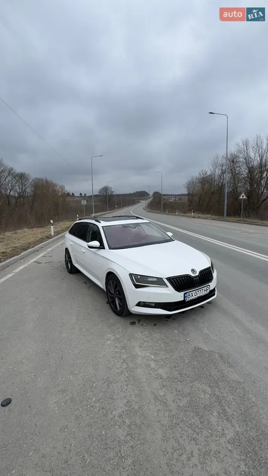 2017 Skoda Superb - мініатюра 22