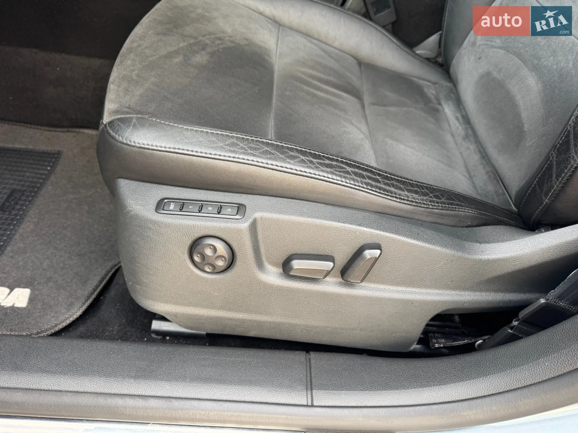 2011 Skoda Superb - мініатюра 38