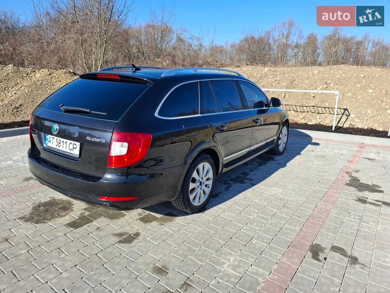 Універсал Skoda Superb 2011 в Івано-Франківську