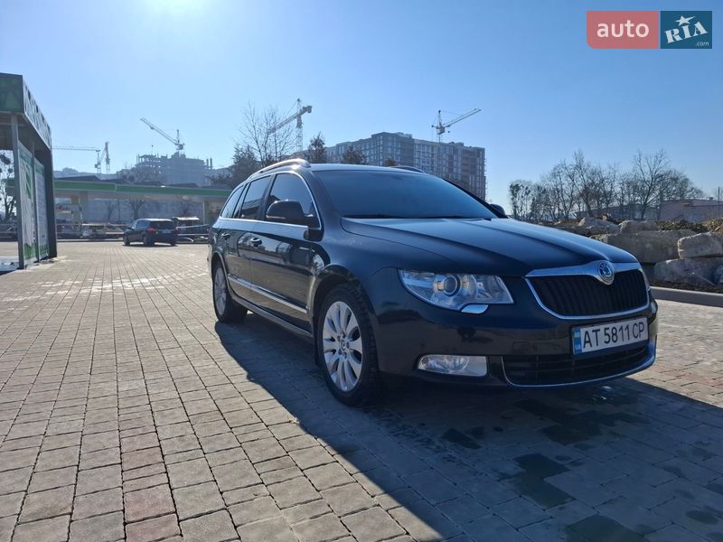 Універсал Skoda Superb 2011 в Івано-Франківську