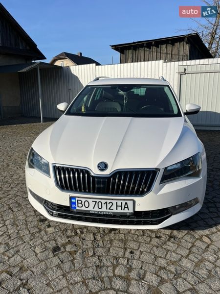 Універсал Skoda Superb 2018 в Тернополі