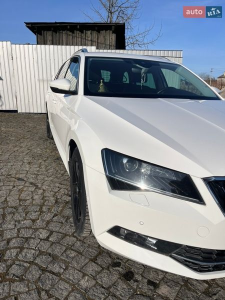 Універсал Skoda Superb 2018 в Тернополі