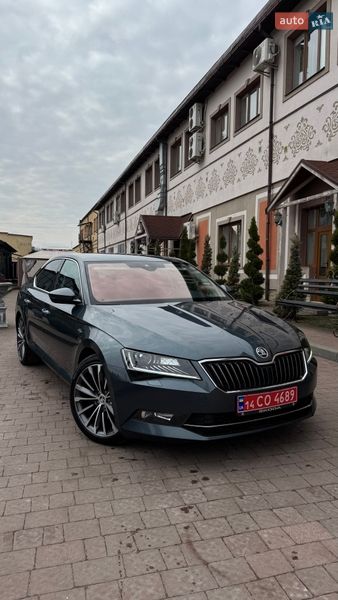 Ліфтбек Skoda Superb 2016 в Стрию