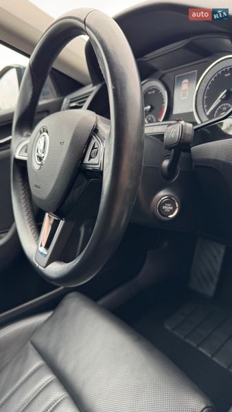 Ліфтбек Skoda Superb 2016 в Стрию