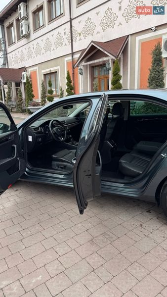 Ліфтбек Skoda Superb 2016 в Стрию