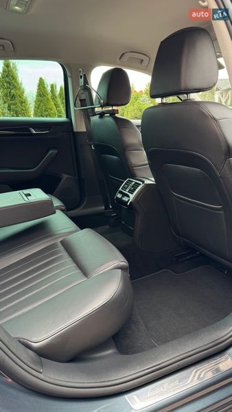 Ліфтбек Skoda Superb 2016 в Стрию