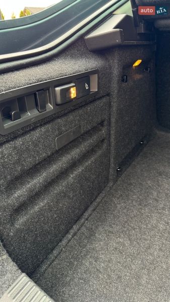 Ліфтбек Skoda Superb 2016 в Стрию