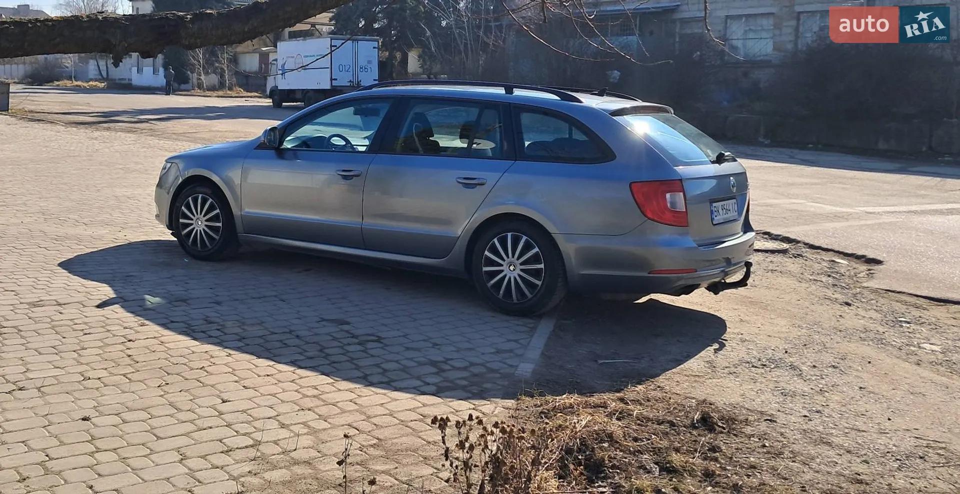2013 Skoda Superb - мініатюра 2