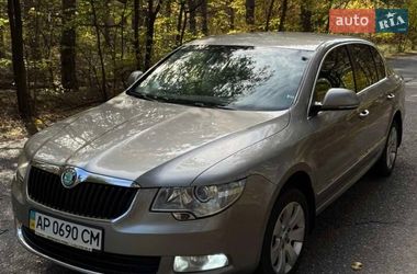 Лифтбек Skoda Superb 2013 в Запорожье