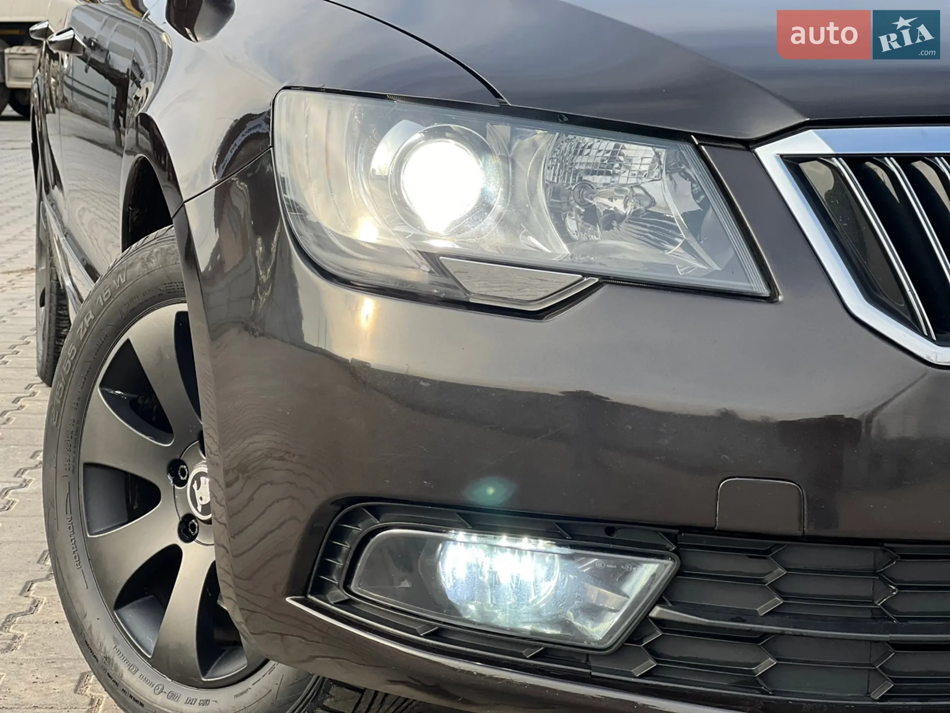 2014 Skoda Superb - мініатюра 23