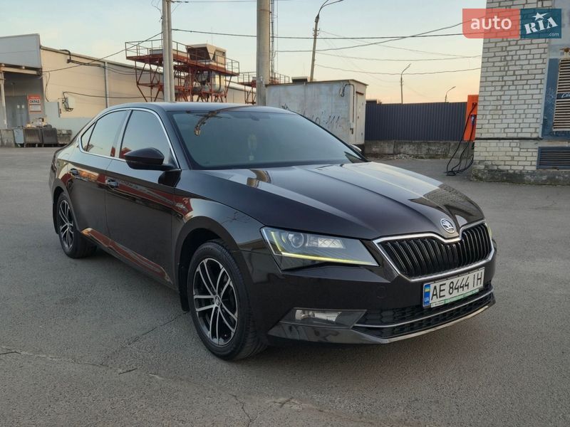 Хэтчбек Skoda Superb 2016 в Кривом Роге фото 37 Хэтчбек Skoda Superb 2016 в Кривом Роге