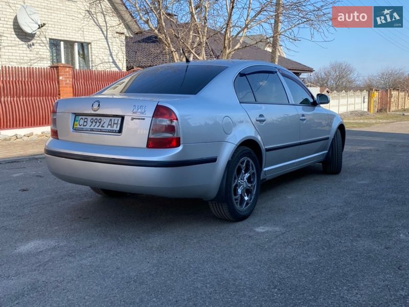 Ліфтбек Skoda Superb 2007 в Чернігові