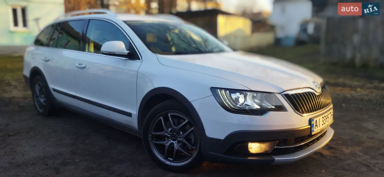 2013 Skoda Superb - мініатюра 15