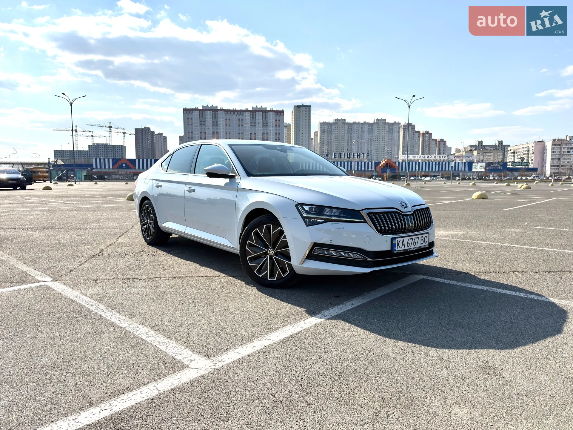 2022 Skoda Superb - мініатюра 2