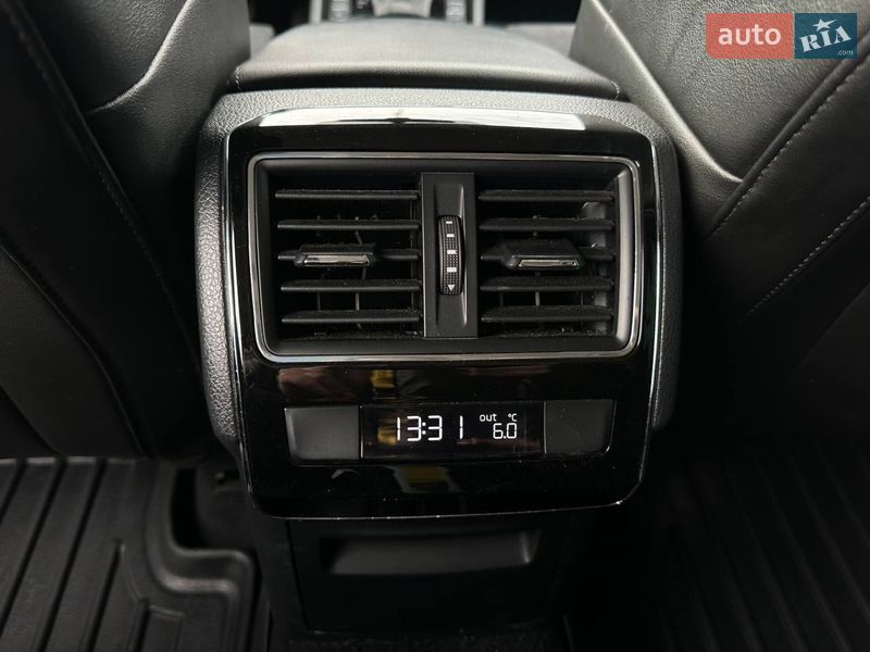 Универсал Skoda Superb 2017 в Ивано-Франковске