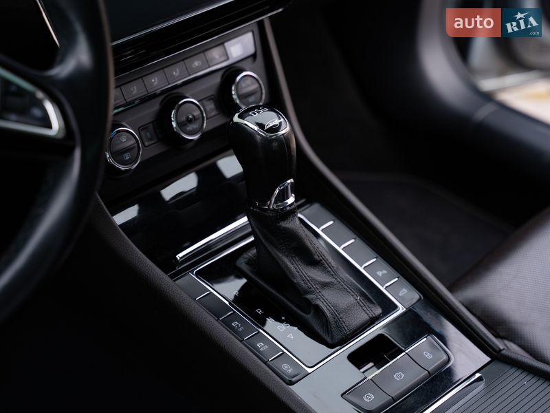 Ліфтбек Skoda Superb 2016 в Мукачевому