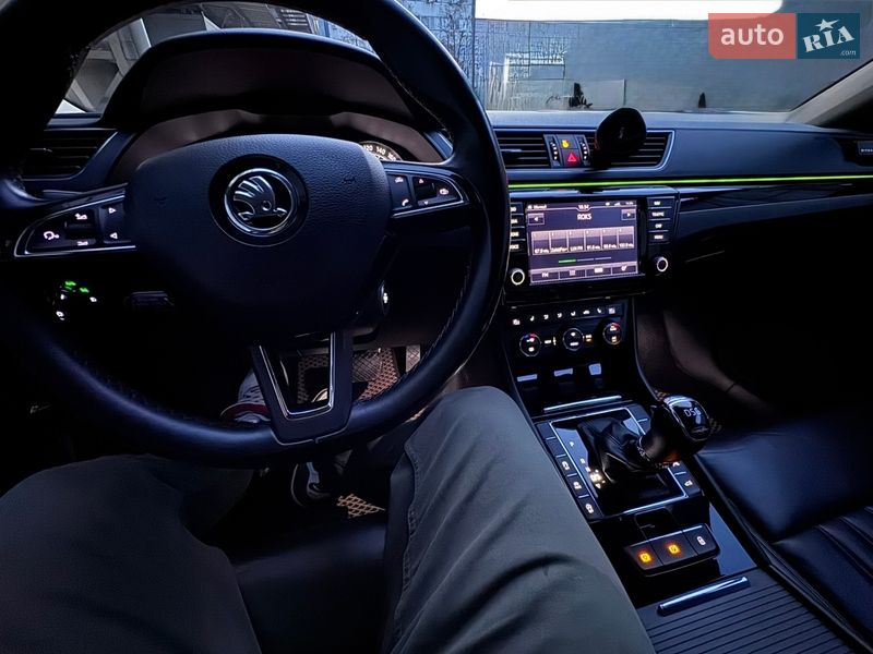 Универсал Skoda Superb 2016 в Киеве фото 11 Универсал Skoda Superb 2016 в Киеве