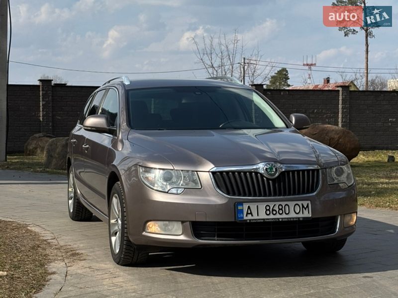 Универсал Skoda Superb 2010 в Житомире