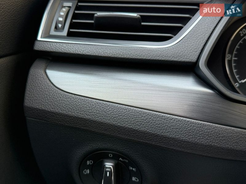 Универсал Skoda Superb 2018 в Хусте